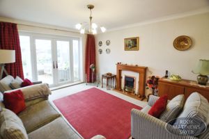 Photo 9- click for photo gallery